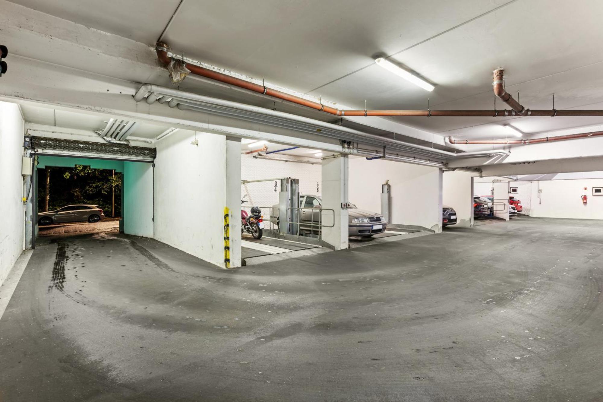 Edler Wohnraum Schwanenteich-Penthouse Mit Garage, Grill, Kaffeevollautomat, Klima, Lift & Terrasse Apartment Zwickau Exterior foto